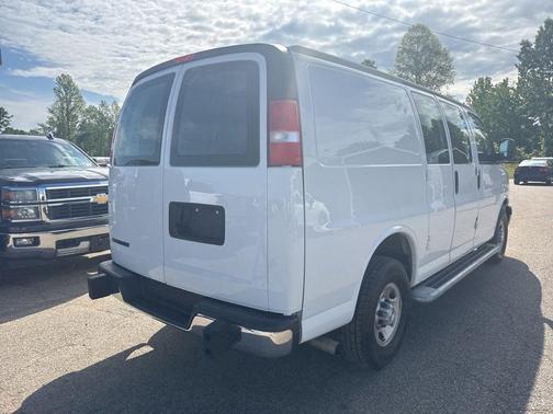 Summit White 2024 Chevrolet Express 2500 LT