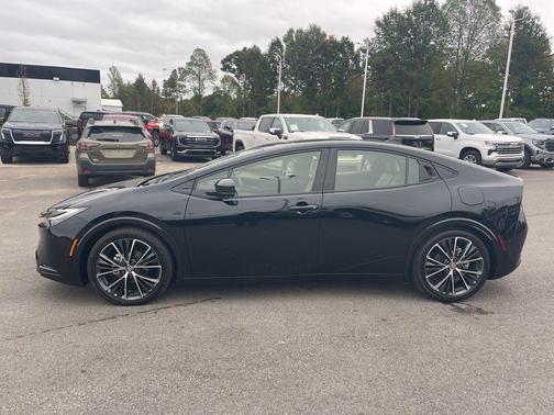 2024 Toyota Prius XLE