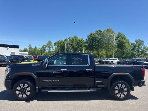Onyx Black 2025 GMC Sierra 2500 Denali