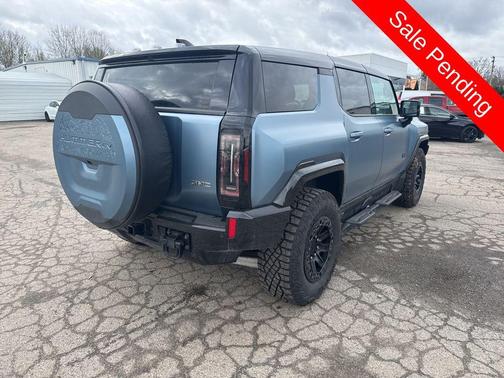 Blue 2024 GMC HUMMER EV SUV 3X