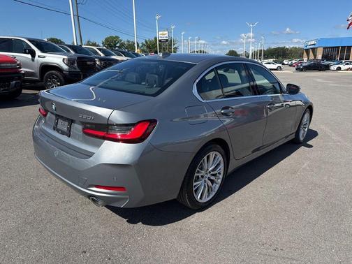 2024 BMW 330 i xDrive