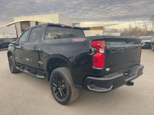 2025 Chevrolet Silverado 1500 Custom Trail Boss
