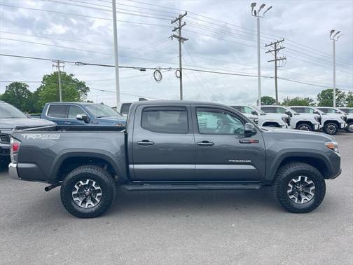 2020 Toyota Tacoma SR5