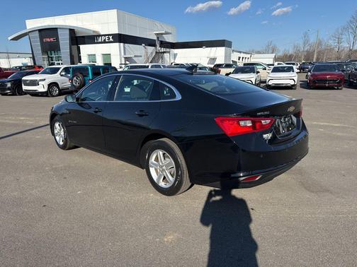 2024 Chevrolet Malibu FWD 1LT