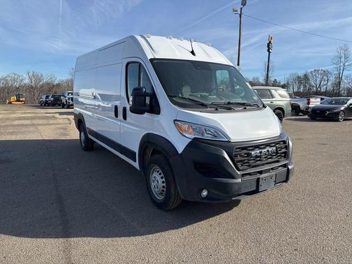 2025 RAM ProMaster 2500 Tradesman
