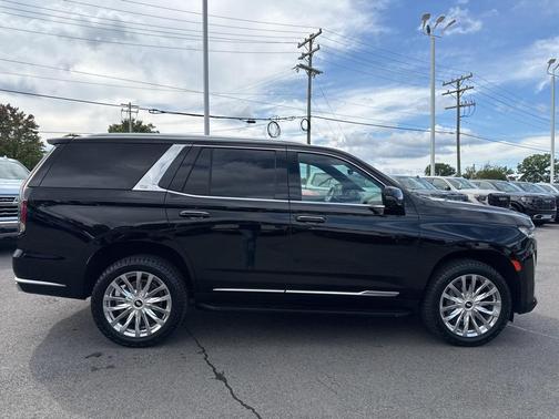 2022 Cadillac Escalade Premium Luxury