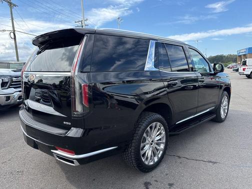 2022 Cadillac Escalade Premium Luxury