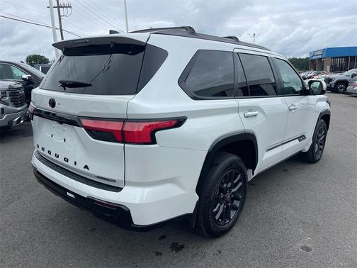 2025 Toyota Sequoia SR5