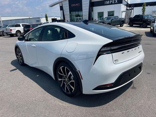 2024 Toyota Prius Prime SE