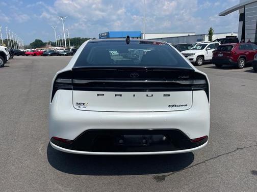 2024 Toyota Prius Prime SE