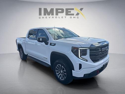 Summit White 2023 GMC Sierra 1500 AT4