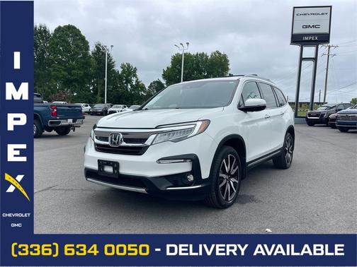2022 Honda Pilot Touring 8-Passenger
