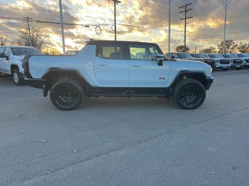 2024 GMC HUMMER EV Pickup 2X
