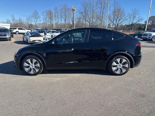 2024 Tesla Model Y Long Range Dual Motor All-Wheel Drive