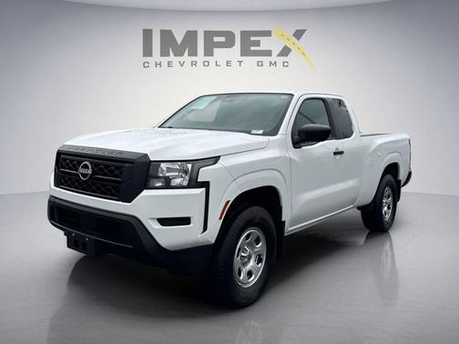 Glacier White 2024 Nissan Frontier S