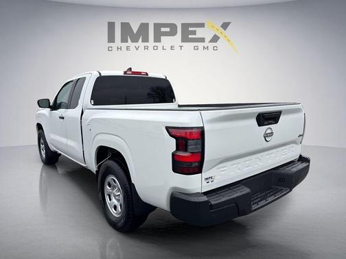 Glacier White 2024 Nissan Frontier S