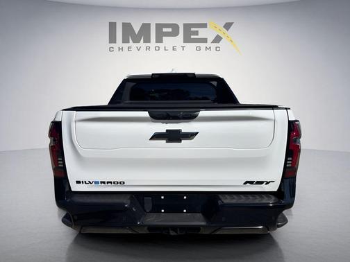 Summit White 2025 Chevrolet Silverado EV RST