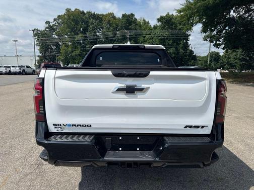 Summit White 2025 Chevrolet Silverado EV RST