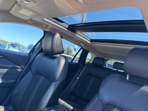 2023 Mazda CX-50 2.5 S Preferred Plus Package