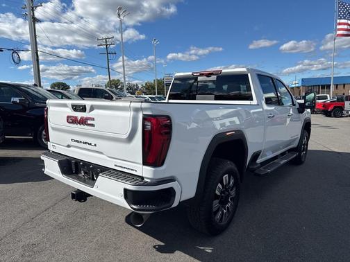 2025 GMC Sierra 3500 Denali