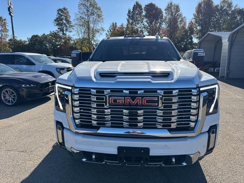 2025 GMC Sierra 3500 Denali