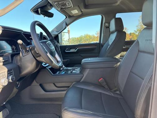 2025 GMC Sierra 3500 Denali