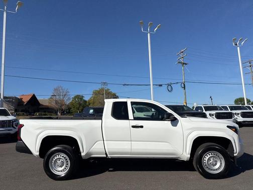 Ice Cap 2024 Toyota Tacoma SR