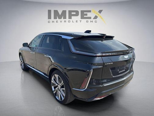 Stellar Black Metallic 2024 Cadillac LYRIQ Luxury
