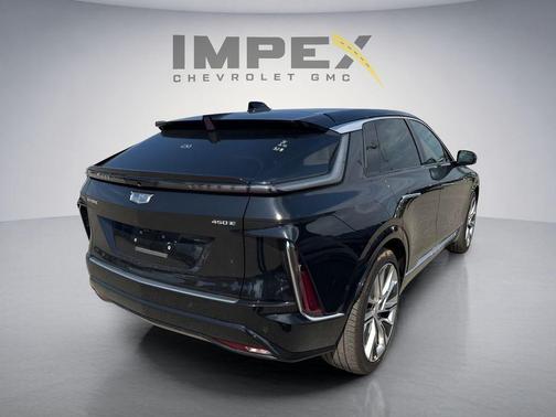 Stellar Black Metallic 2024 Cadillac LYRIQ Luxury