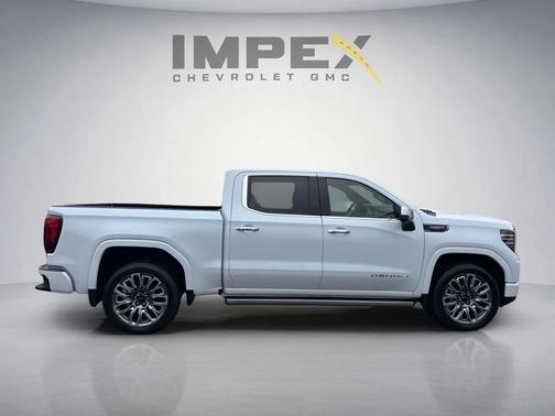Glacier White Tricoat 2026 GMC Sierra 1500 Denali Ultimate