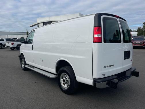 2023 GMC Savana 2500 Work Van