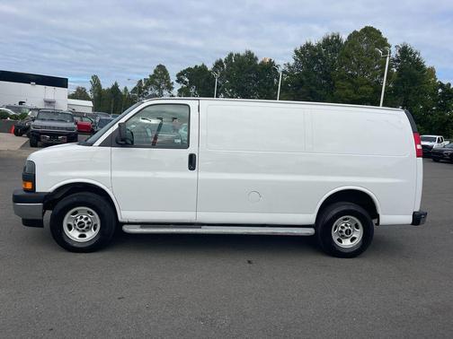 2023 GMC Savana 2500 Work Van