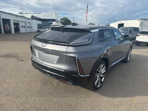 2023 Cadillac LYRIQ Luxury