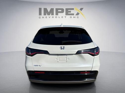 Platinum White Pearl 2024 Honda HR-V EX-L