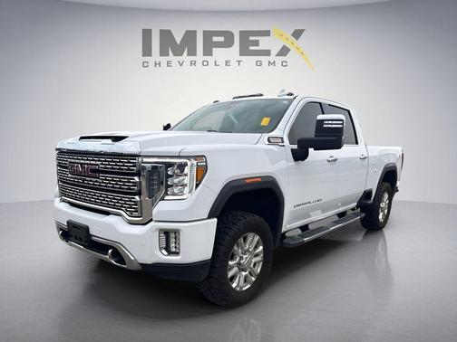 White 2022 GMC Sierra 2500 Denali