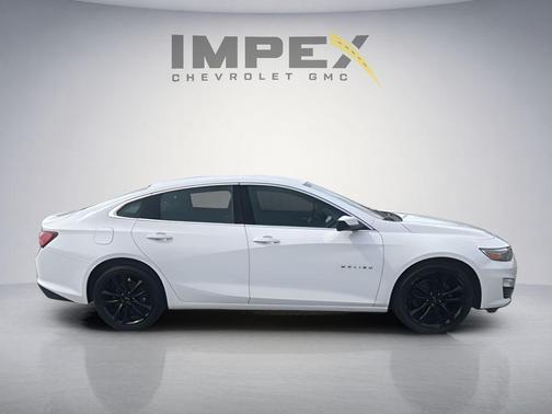 Summit White 2024 Chevrolet Malibu 1LT