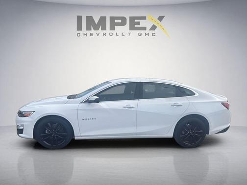 Summit White 2024 Chevrolet Malibu 1LT