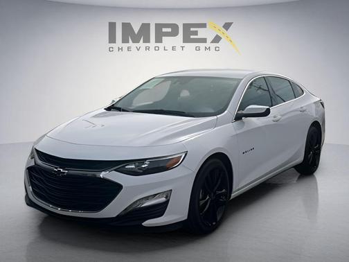 Summit White 2024 Chevrolet Malibu 1LT
