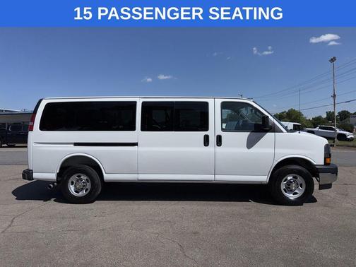 Summit White 2025 Chevrolet Express 3500 RWD 3500 Extended Wheelbase LT
