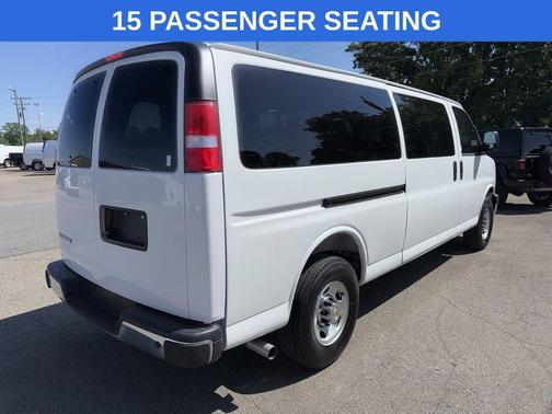 Summit White 2025 Chevrolet Express 3500 RWD 3500 Extended Wheelbase LT