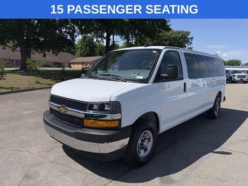 Summit White 2025 Chevrolet Express 3500 RWD 3500 Extended Wheelbase LT