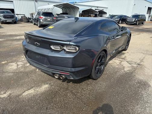 2021 Chevrolet Camaro RWD Coupe LT1