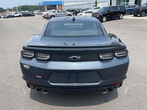 2021 Chevrolet Camaro RWD Coupe LT1