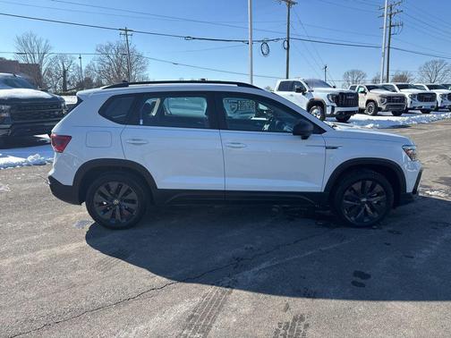 2023 Volkswagen Taos 1.5T S