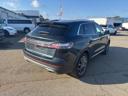 2021 Lincoln Nautilus Reserve