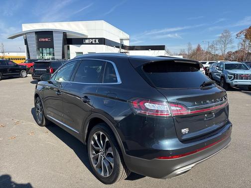 2021 Lincoln Nautilus Reserve