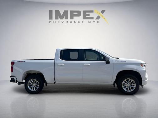 Summit White 2026 Chevrolet Silverado 1500 RST