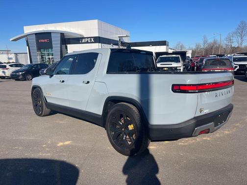 2023 Rivian R1T Adventure Quad Motor Large Pack