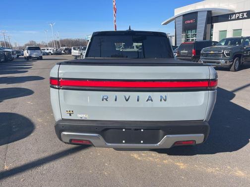2023 Rivian R1T Adventure Quad Motor Large Pack