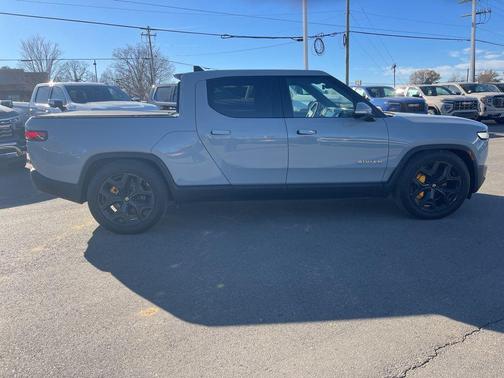 2023 Rivian R1T Adventure Quad Motor Large Pack